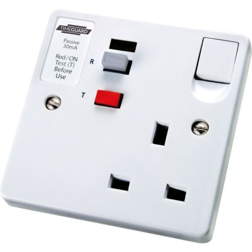 Timeguard Rcd Single White Latching Socket (TFP02WL) UK
