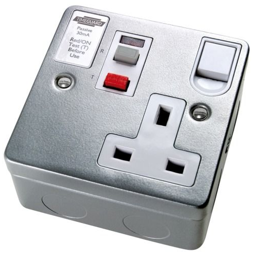 Timeguard Rcd Single Metal Latching Socket (TFP04ML) UK