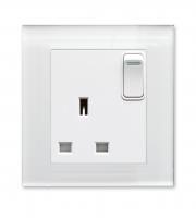 Retrotouch Crystal 13A Single Plug Socket with Switch (White PG)