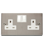 Click VPSS036WH 2-gang 13a Dp Switched Socket Deco